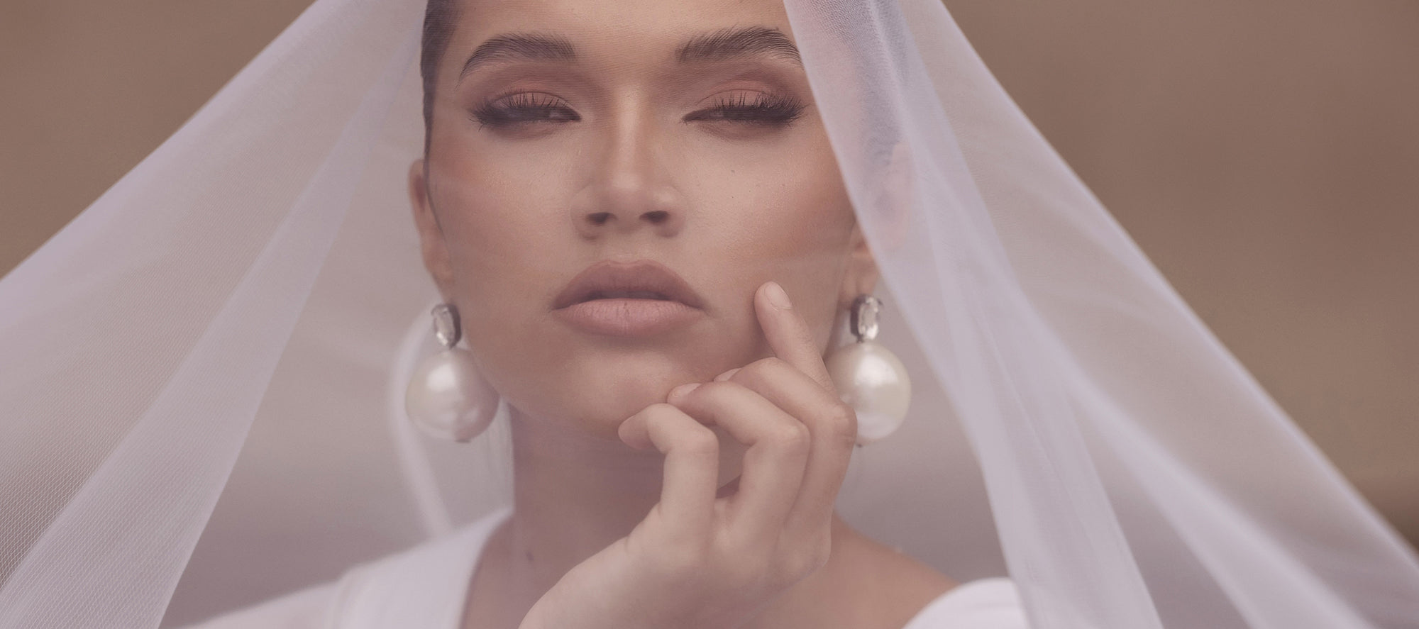 The Lie by JPZ BRIDAL: La Dolce Vita