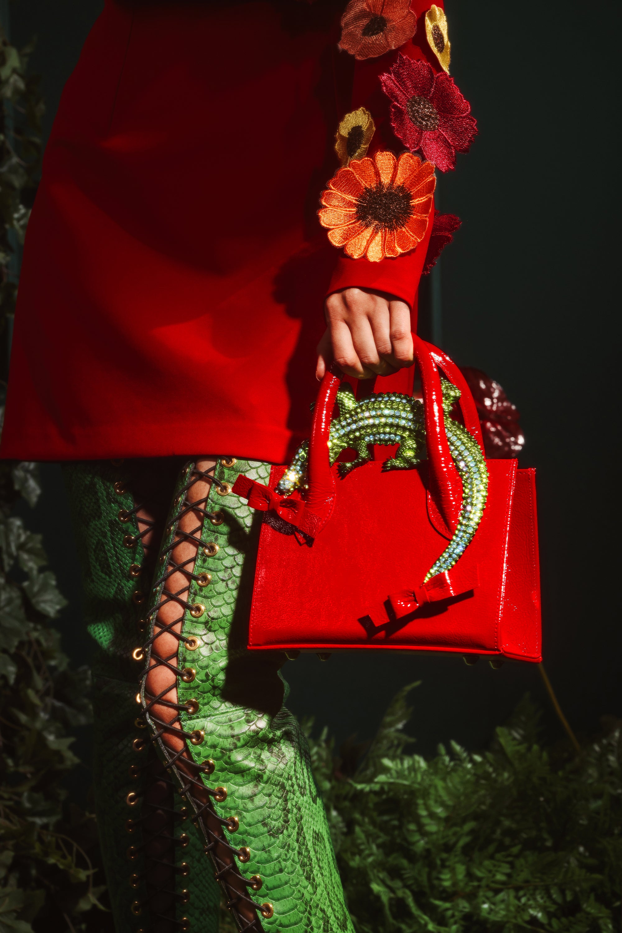 NEW ARRIVAL - Crocodile MINI Basic Maximalist Shopper Bloody Mary