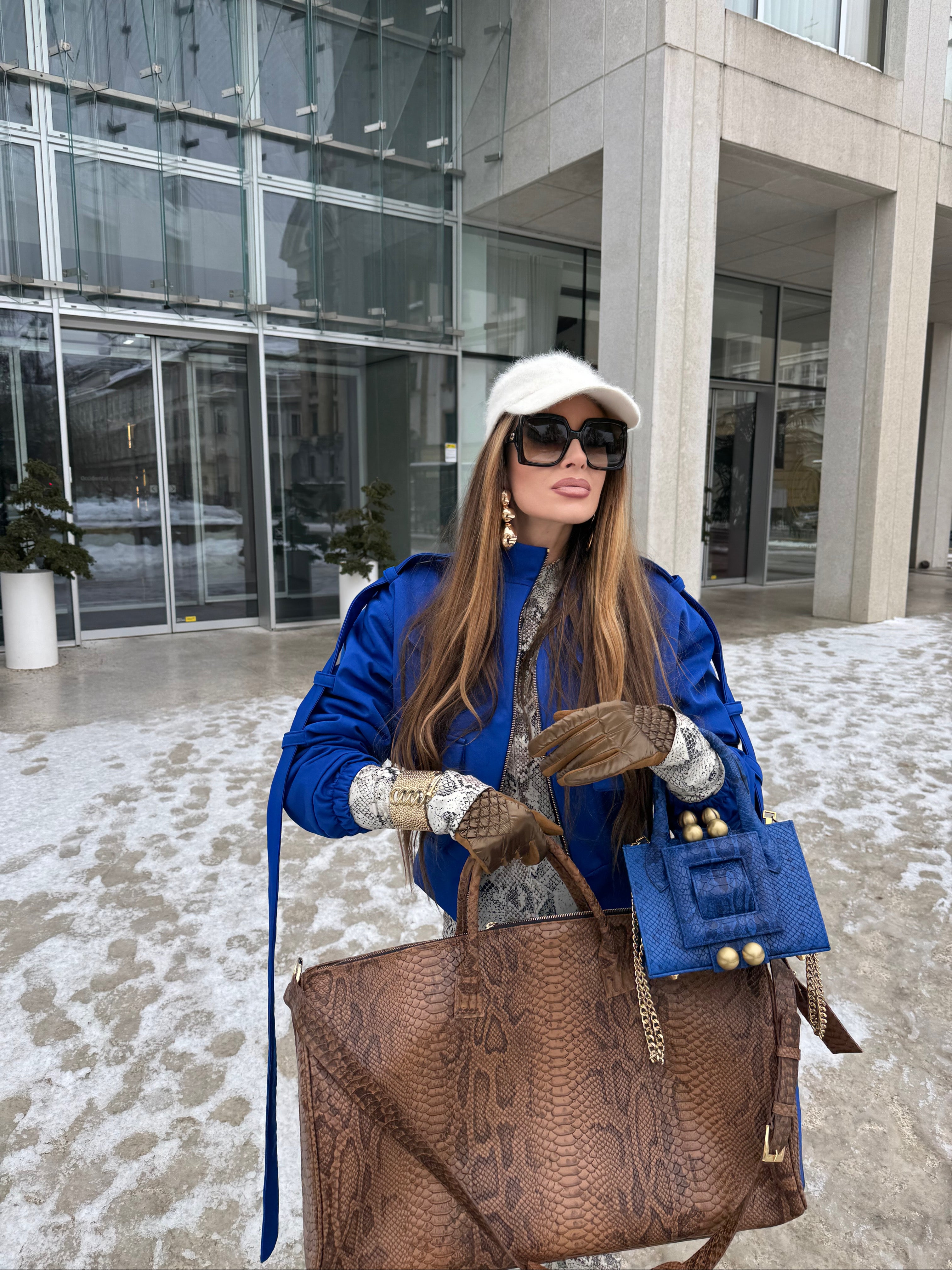 NEW ARRIVAL - Brown Python Allkeeper Elegant Globetrotter Travel Bag