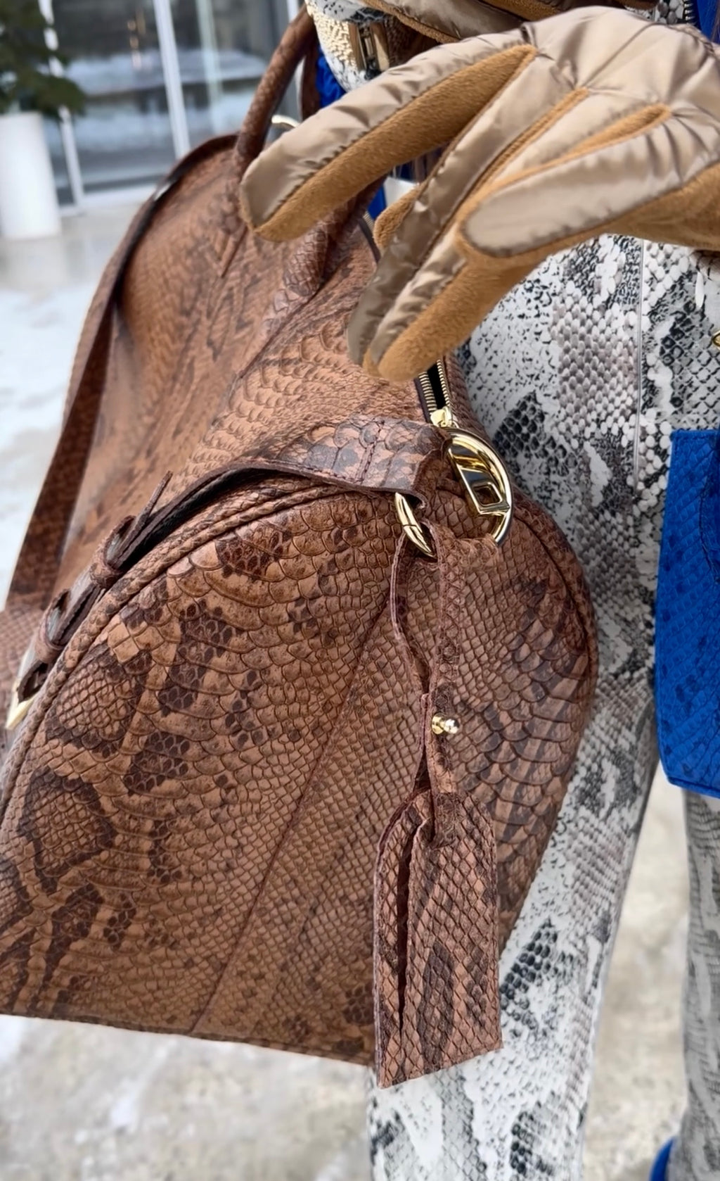 NEW ARRIVAL - Brown Python Allkeeper Elegant Globetrotter Travel Bag