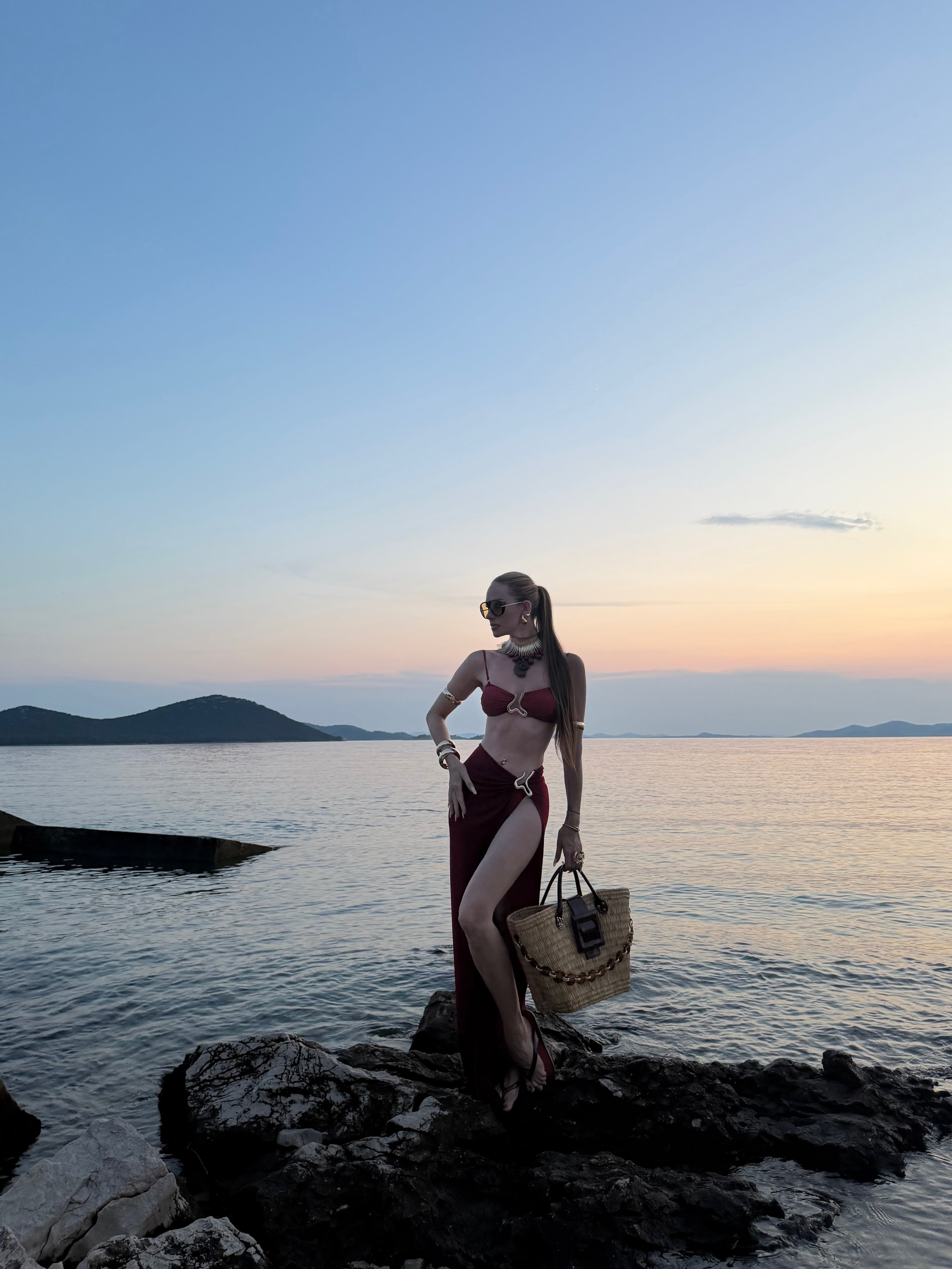 NEW ARRIVAL - Summer Beauty Tortoiseshell Chained Celeste Straw Bag
