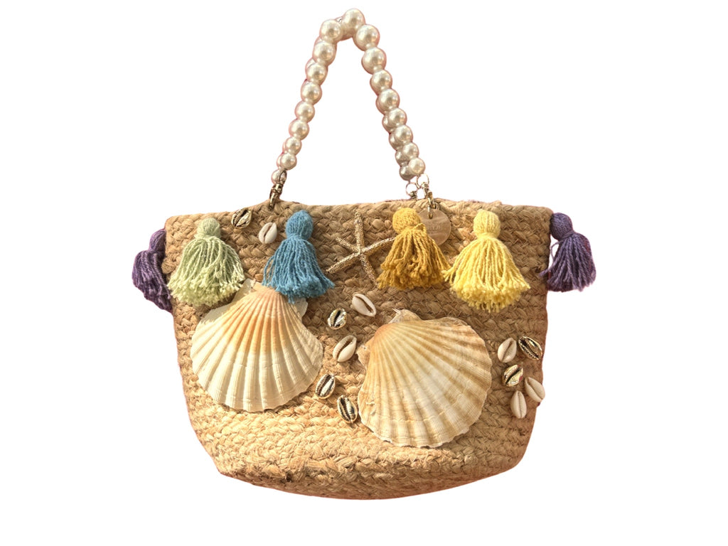 Straw bag with shells best sale