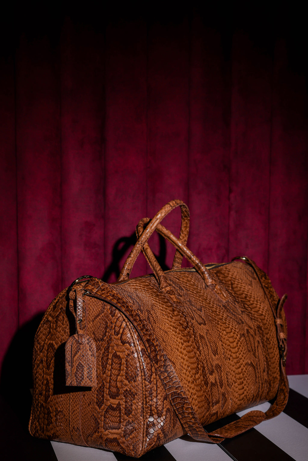 NEW ARRIVAL - Brown Python Allkeeper Elegant Globetrotter Travel Bag