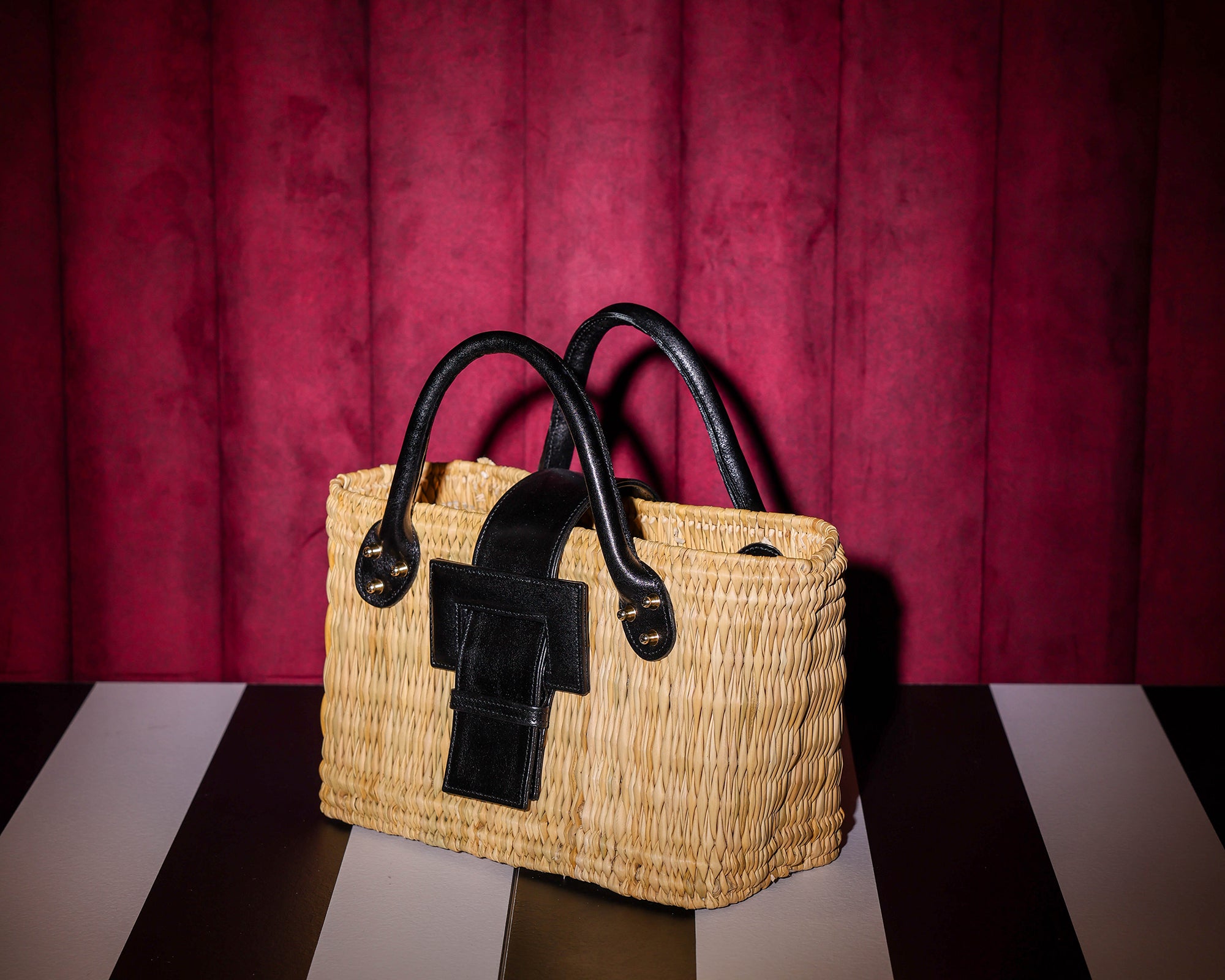 NEW ARRIVAL - Summer Beauty Leather Buckle Aurelia Mini Straw Bag Black