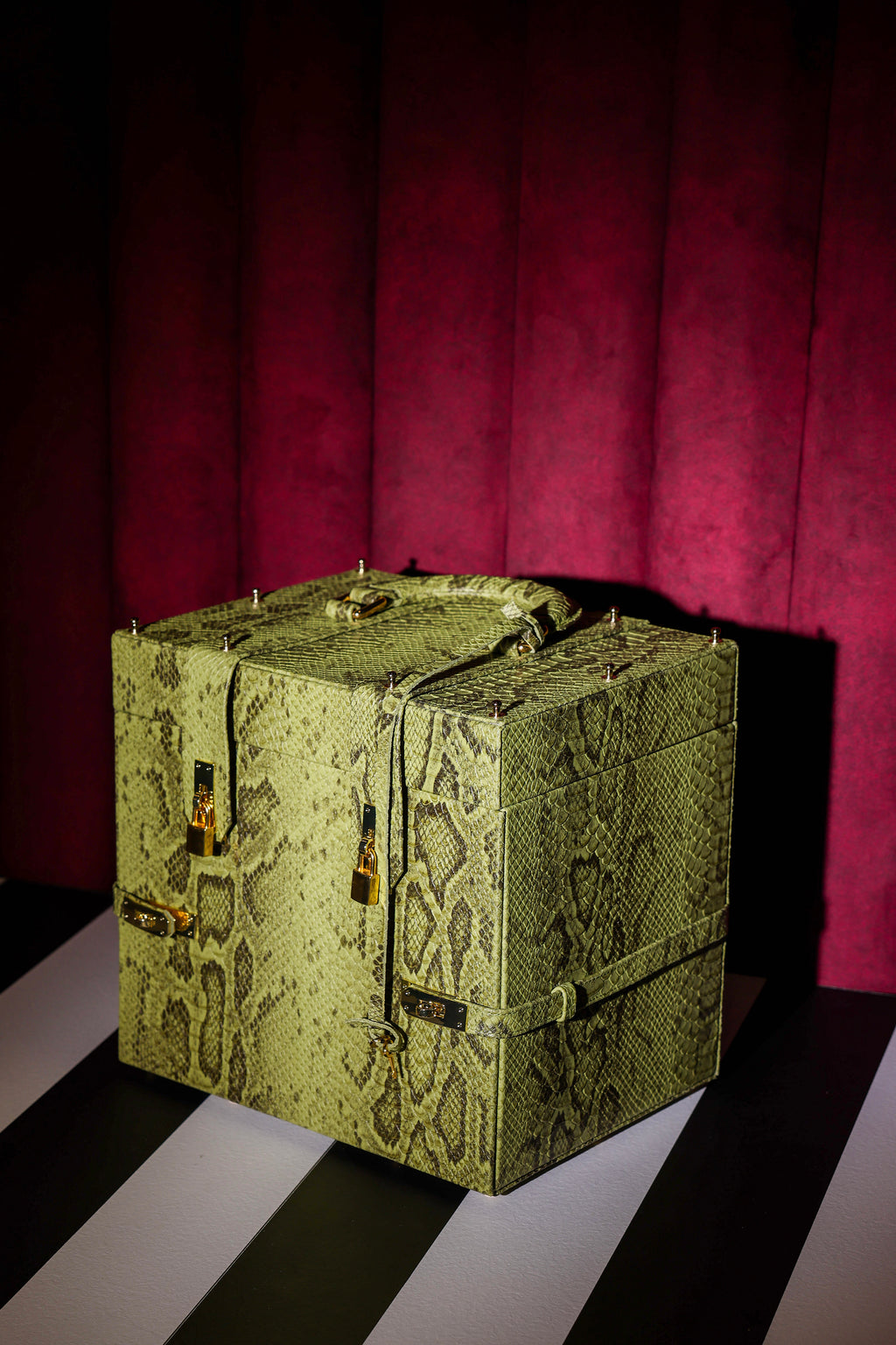 NEW ARRIVAL - Miss Perfect Luxury Travel Necessaire Trunk Green Python