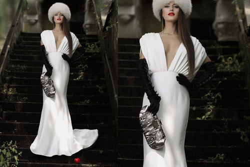 NEW ARRIVAL - Frozen Garden Clutch