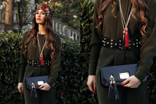 Small Clutch Matte Black With Golden Chain