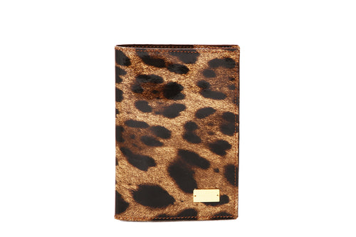 Brown Croco Passport Case
