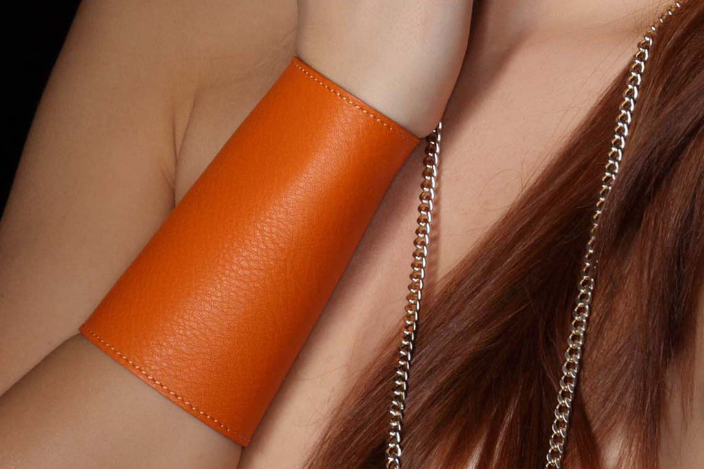 Chunky Love - Leather Cuff Bright Orange