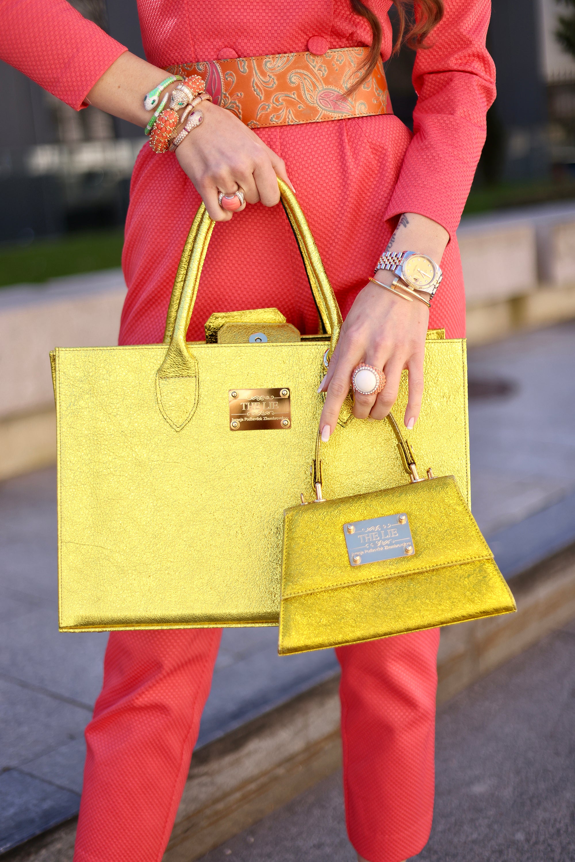 NEW ARRIVAL - Basic Minimalistic Shopper Metallic Citron
